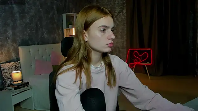 stacey  doll online show from October 10, 2025, 12:00 am