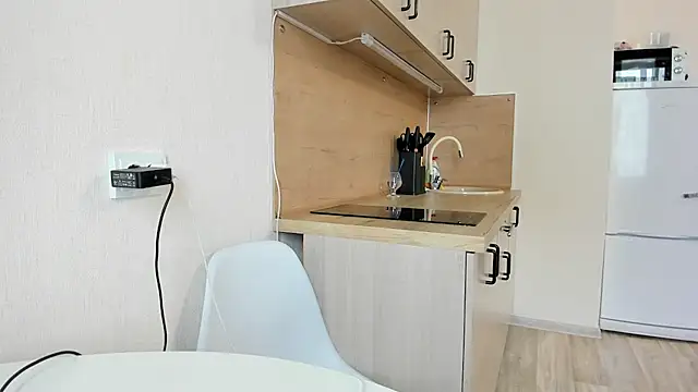 stacey  doll online show from October 22, 2025, 4:01 am