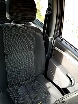 Blackaxes online show from December 4, 2025, 9:58 pm