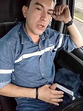 Blackaxes online show from September 22, 2025, 10:05 pm