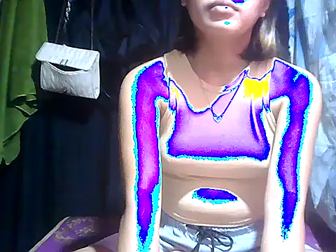 Snapshot of Darra_Park chatting on October 9, 2025, 6:52 pm Darra Park online show from October 9, 2025, 6:52 pm