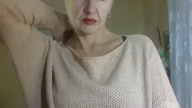 Snapshot of TianaQLove chatting on October 30, 2025, 4:48 pm TianaQLove online show from October 30, 2025, 4:48 pm