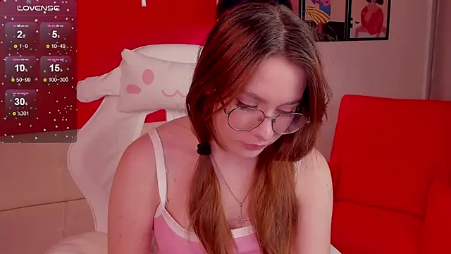 LanaAirlie online show from October 16, 2025, 10:12 am