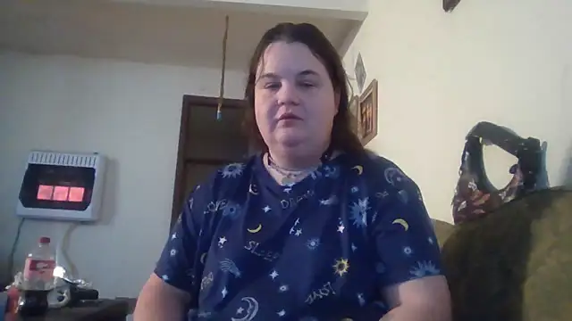 Snapshot of LittleBunny3 chatting on December 5, 2025, 9:12 pm LittleBunny3 online show from December 5, 2025, 9:12 pm