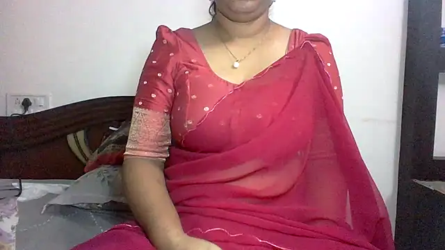 anu-anu2002 online show from May 14, 2026, 4:15 pm