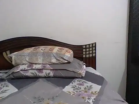 Snapshot of anu-anu2002 chatting on October 19, 2025, 1:58 pm anu-anu2002 online show from October 19, 2025, 1:58 pm