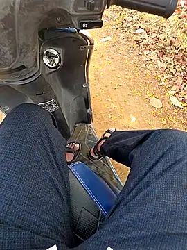 Snapshot of funcreat chatting on April 11, 2026, 6:32 am funcreat online show from April 11, 2026, 6:32 am