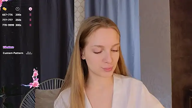 Snapshot of CindyGreen chatting on November 14, 2025, 6:28 am CindyGreen online show from November 14, 2025, 6:28 am