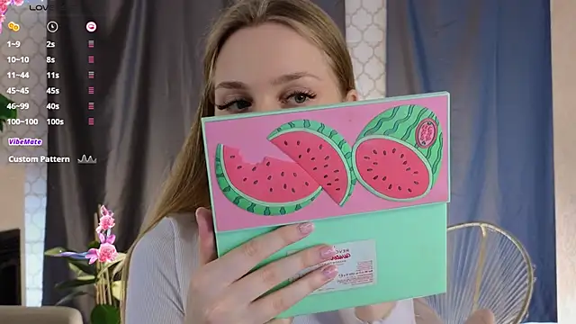 Snapshot of CindyGreen chatting on November 21, 2025, 6:45 am CindyGreen online show from November 21, 2025, 6:45 am