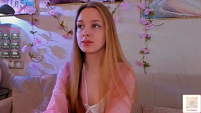 Snapshot of CindyGreen chatting on November 5, 2025, 7:22 am CindyGreen online show from November 5, 2025, 7:22 am