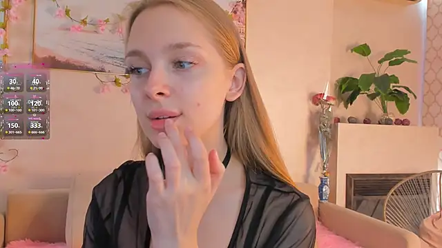 Snapshot of CindyGreen chatting on October 19, 2025, 6:16 am CindyGreen online show from October 19, 2025, 6:16 am