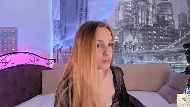 Snapshot of CindyGreen chatting on November 11, 2025, 6:19 am CindyGreen online show from November 11, 2025, 6:19 am