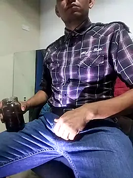 Snapshot of Bosssweet22cm chatting on November 12, 2025, 10:41 am Bosssweet22cm online show from November 12, 2025, 10:41 am