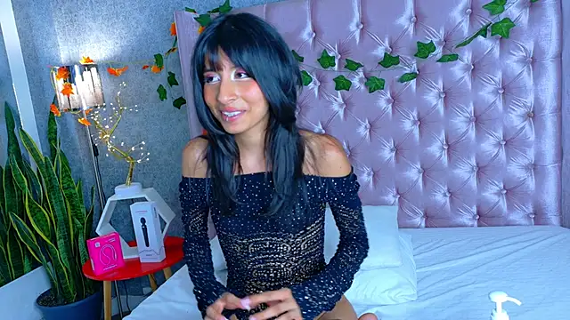 Snapshot of LizetteKitty chatting on November 12, 2025, 6:06 am LizetteKitty online show from November 12, 2025, 6:06 am