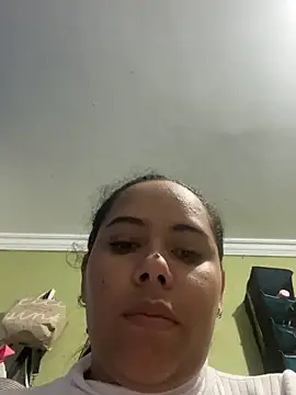 Snapshot of Oskeyli chatting on November 12, 2025, 2:37 am Oskeyli online show from November 12, 2025, 2:37 am