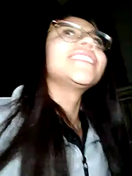 SofieLove 01 online show from December 4, 2025, 10:14 am