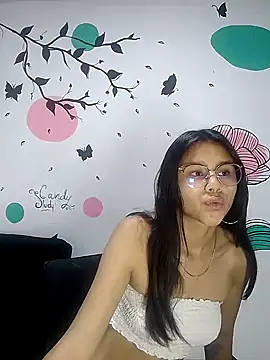 SofieLove 01 online show from September 24, 2025, 9:05 am