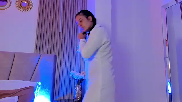 Rachell Jamess online show from October 31, 2025, 3:47 am