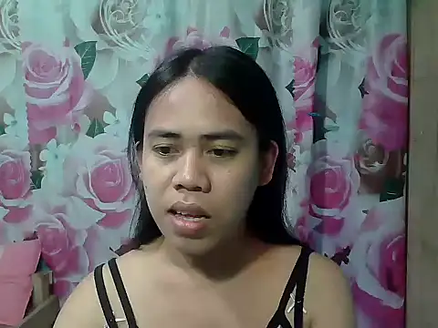 Snapshot of exoticpinay_dolly chatting on June 9, 2026, 8:15 am exoticpinay dolly online show from June 9, 2026, 8:15 am