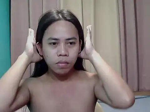 Snapshot of exoticpinay_dolly chatting on June 27, 2026, 8:15 pm exoticpinay dolly online show from June 27, 2026, 8:15 pm