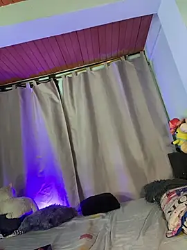 Snapshot of EVAH_LEE_ chatting on March 4, 2026, 12:07 am EVAH LEE online show from March 4, 2026, 12:07 am