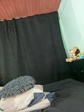 Snapshot of EVAH_LEE_ chatting on June 11, 2026, 4:31 am EVAH LEE online show from June 11, 2026, 4:31 am