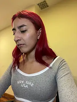JuliethaDemon  online show from April 28, 2026, 12:42 pm
