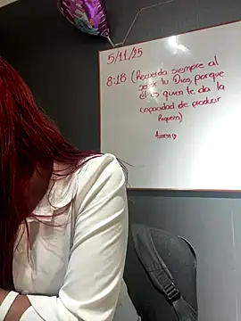 Snapshot of JuliethaDemon_ chatting on November 7, 2025, 2:21 pm JuliethaDemon online show from November 7, 2025, 2:21 pm