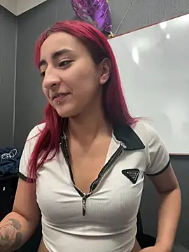 JuliethaDemon  online show from February 2, 2026, 2:05 pm