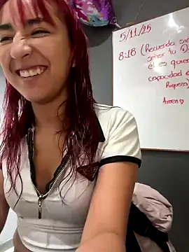 Snapshot of JuliethaDemon_ chatting on November 10, 2025, 1:16 pm JuliethaDemon online show from November 10, 2025, 1:16 pm