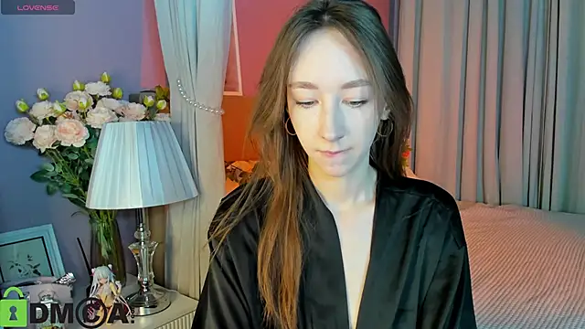 Miche1le Allenne online show from November 26, 2025, 1:05 am