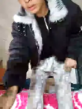 junjun1189 online show from November 28, 2025, 6:02 am