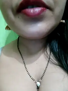 Snapshot of Sofia-ex chatting on July 18, 2026, 5:43 pm Sofia-ex online show from July 18, 2026, 5:43 pm
