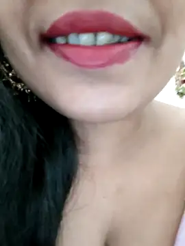 Sofia-ex online show from November 5, 2025, 7:00 am