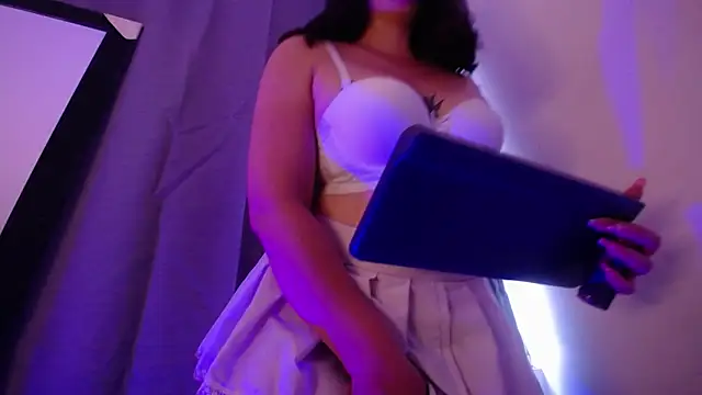 Snapshot of Baby__Doll_Cata chatting on May 23, 2026, 9:47 pm Baby Doll Cata online show from May 23, 2026, 9:47 pm