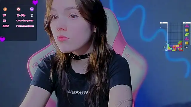 Sophie SkyAngel online show from July 25, 2026, 6:25 pm