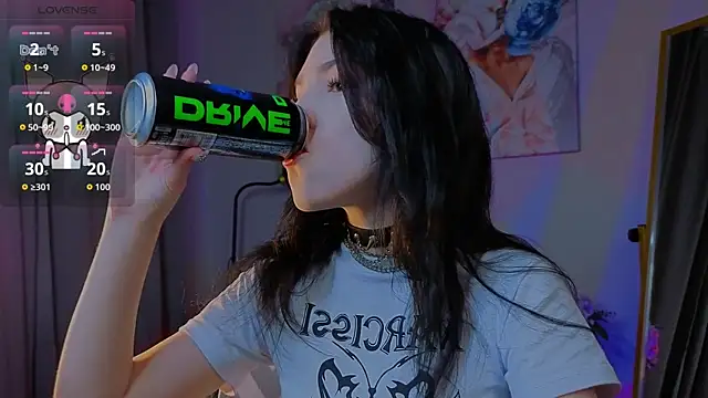 Snapshot of Sophie_SkyAngel chatting on November 11, 2025, 9:31 pm Sophie SkyAngel online show from November 11, 2025, 9:31 pm