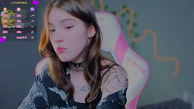 Sophie SkyAngel online show from August 4, 2026, 6:45 pm