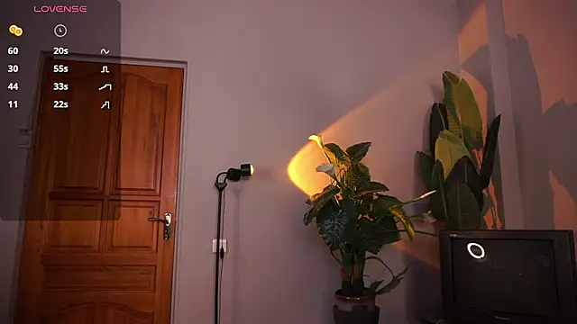 Janet Jee online show from March 19, 2026, 12:27 pm