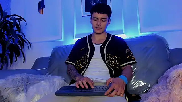 Leo santoro online show from February 27, 2026, 3:12 pm