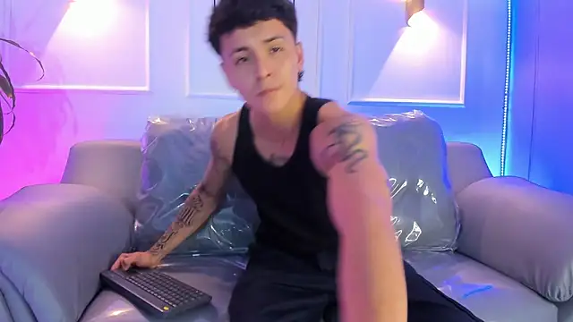 Leo santoro online show from March 19, 2026, 1:22 pm