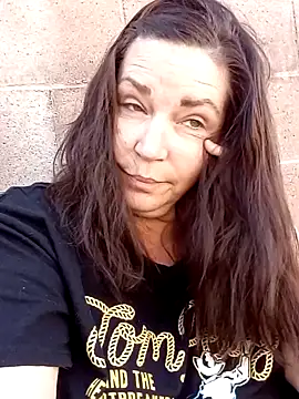 Snapshot of petalsexy chatting on October 26, 2025, 5:02 pm petalsexy online show from October 26, 2025, 5:02 pm