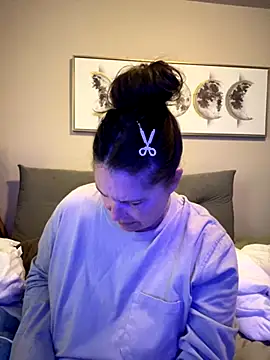 Snapshot of petalsexy chatting on October 29, 2025, 6:51 pm petalsexy online show from October 29, 2025, 6:51 pm