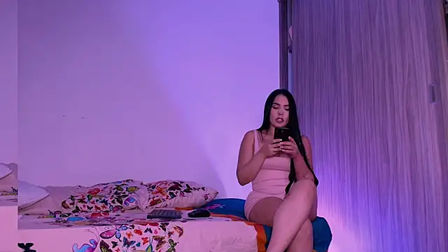 dreamsussi online show from June 25, 2026, 10:59 pm