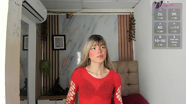 Snapshot of Vanessa_Jenner chatting on May 3, 2026, 7:50 pm Vanessa Jenner online show from May 3, 2026, 7:50 pm