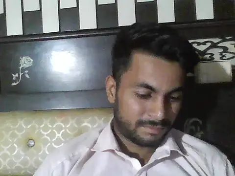 Snapshot of ursdreamperson chatting on November 3, 2025, 5:45 am ursdreamperson online show from November 3, 2025, 5:45 am