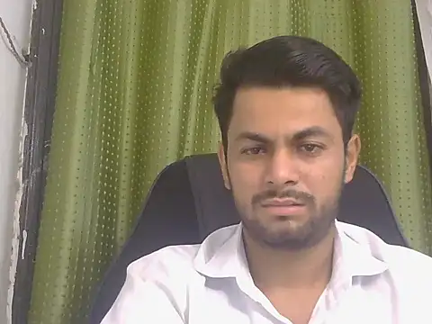 Snapshot of ursdreamperson chatting on July 13, 2026, 1:05 am ursdreamperson online show from July 13, 2026, 1:05 am