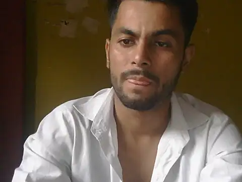Snapshot of ursdreamperson chatting on June 17, 2026, 1:43 pm ursdreamperson online show from June 17, 2026, 1:43 pm