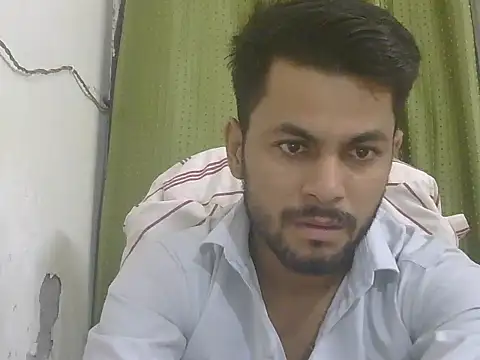 Snapshot of ursdreamperson chatting on August 4, 2026, 12:59 am ursdreamperson online show from August 4, 2026, 12:59 am