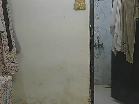 Snapshot of ursdreamperson chatting on June 6, 2026, 3:17 pm ursdreamperson online show from June 6, 2026, 3:17 pm